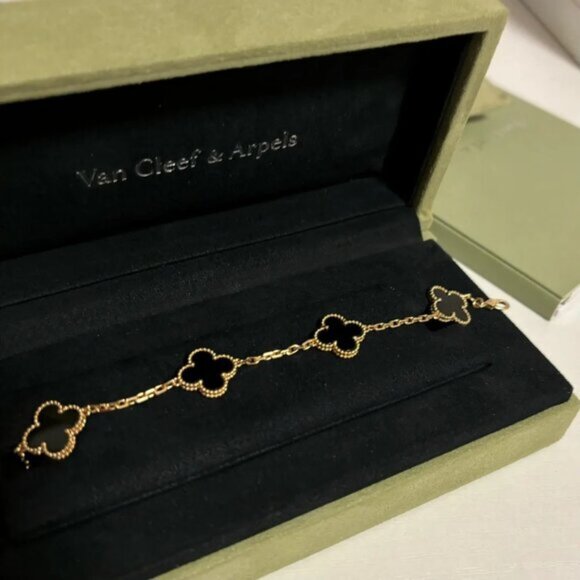 ☀️❤️Authentic☀️❤️Van Cleef & Arpels Vintage Alhambra Bracelet - Picture 4 of 9
